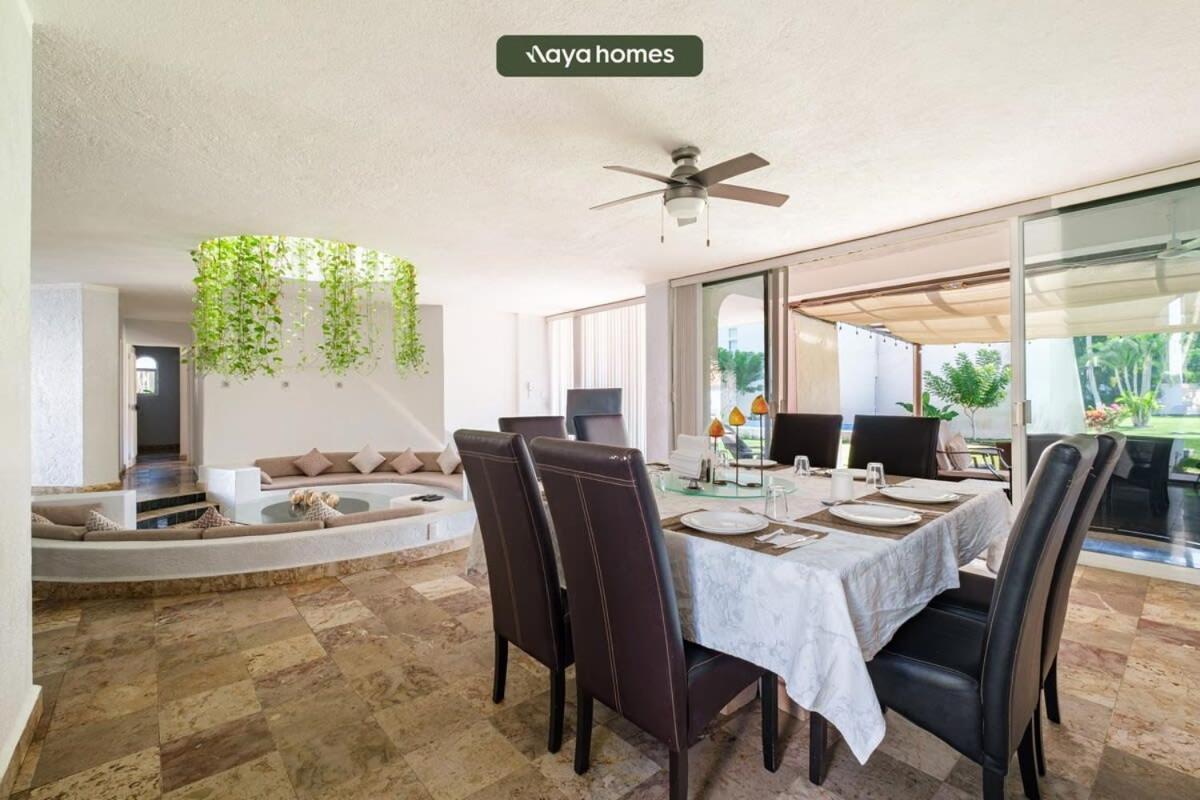 Сasa de vacaciones Amazing House With Private Pool - Tennis & Paddle Court